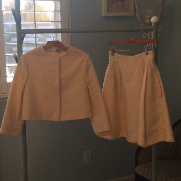 Christian Dior Yellow and White Skirt Suit - Picture 7 of 15